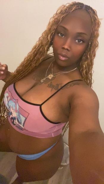SKYY, 25  female escort, Longview