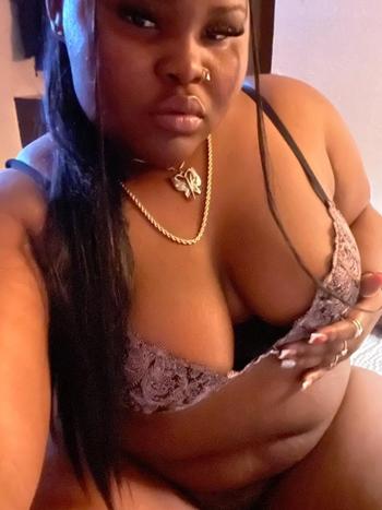 Aridoll, 24  female escort, Longview