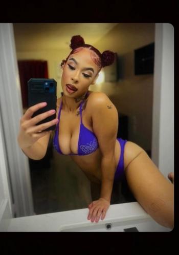 Bri , 21  female escort, Longview