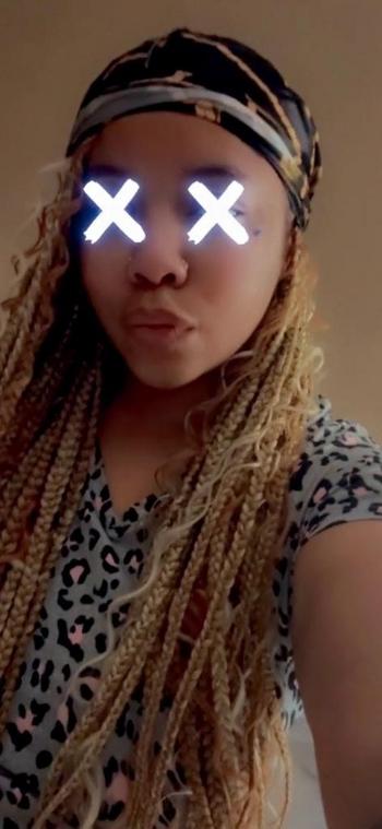 Bae, 25  female escort, Longview