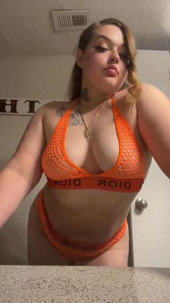 Dior , 22  female escort, Longview